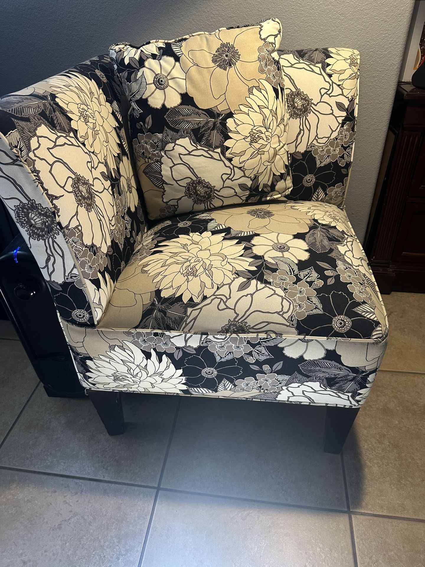 Corner Chair
