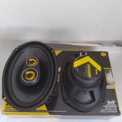 KICKER 1 PAIR 6×9 3 WAY 450 WATTS CAR SPEAKER  ( BRAND NEW PRICE IS LOWEST  )
