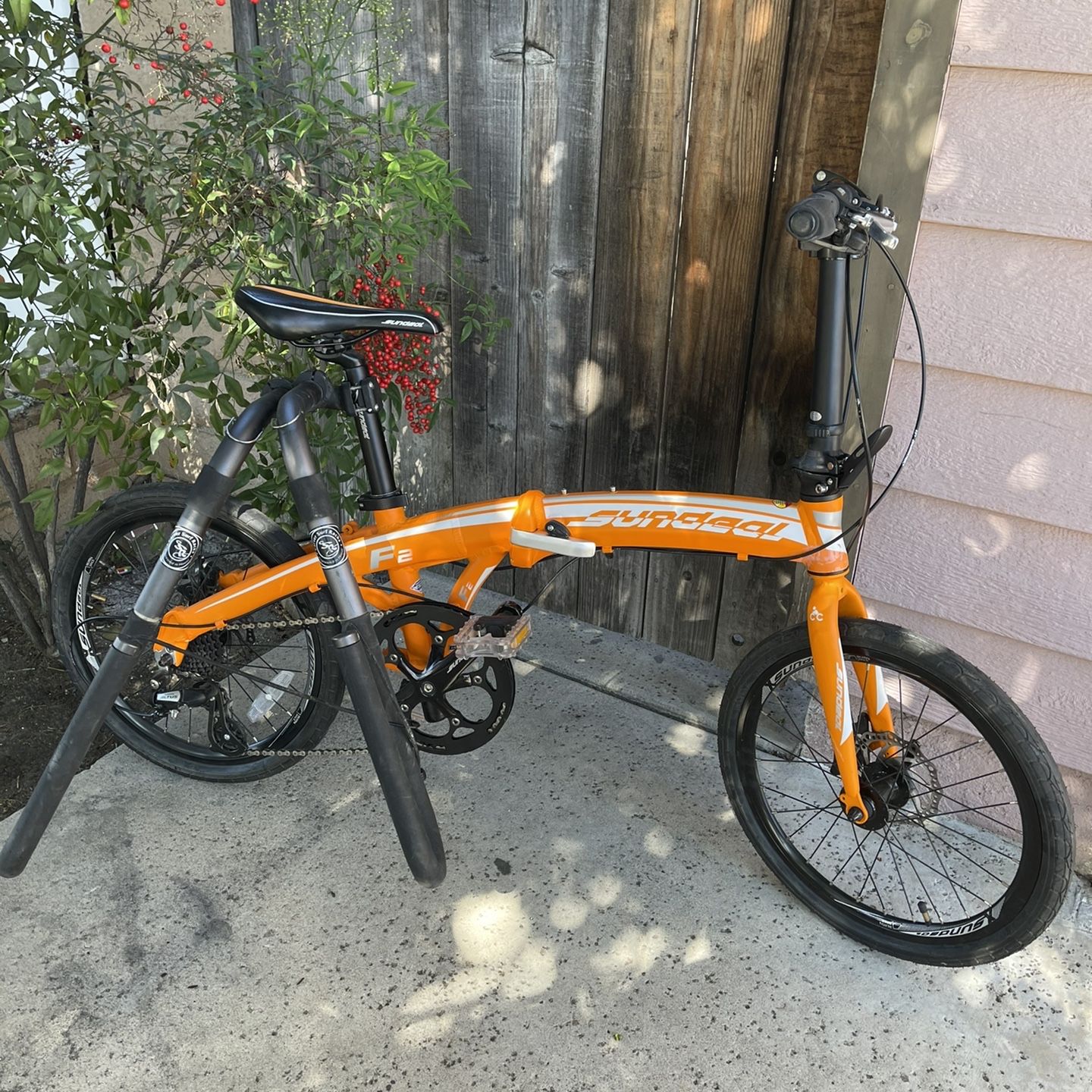 Sundeal F2 Folding City Travel Alloy 20” Bike