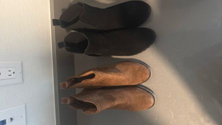 Womans boots size 8 bundle