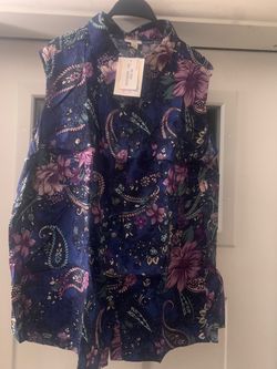 Brand New with tags LulaRoe Roxanne 3XL sleeveless blouse