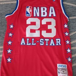 Michael Jordon XXL All Star Jersey And Retirement Card