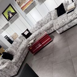 Huge “U” Shape Sectional ✨ Oversize Seats 