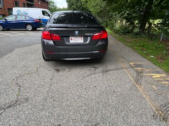 2011 bmw 5 series · 535i xdrive sedan