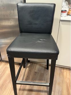 Tall bar chairs