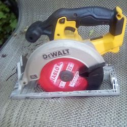DeWalt 20v Max Circular Saw Like New Tool Only Look @@