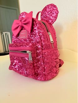 Disney backpack lounge fly