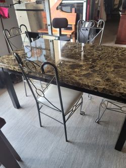 Dinning Table set
