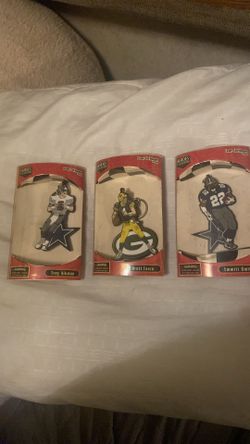 Troy Aikman, Brett Farve, Emmett Smith keychain