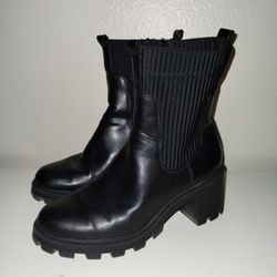 A New Day A New Day Black Faux Leather Booties Stretch Sides Women's size 10