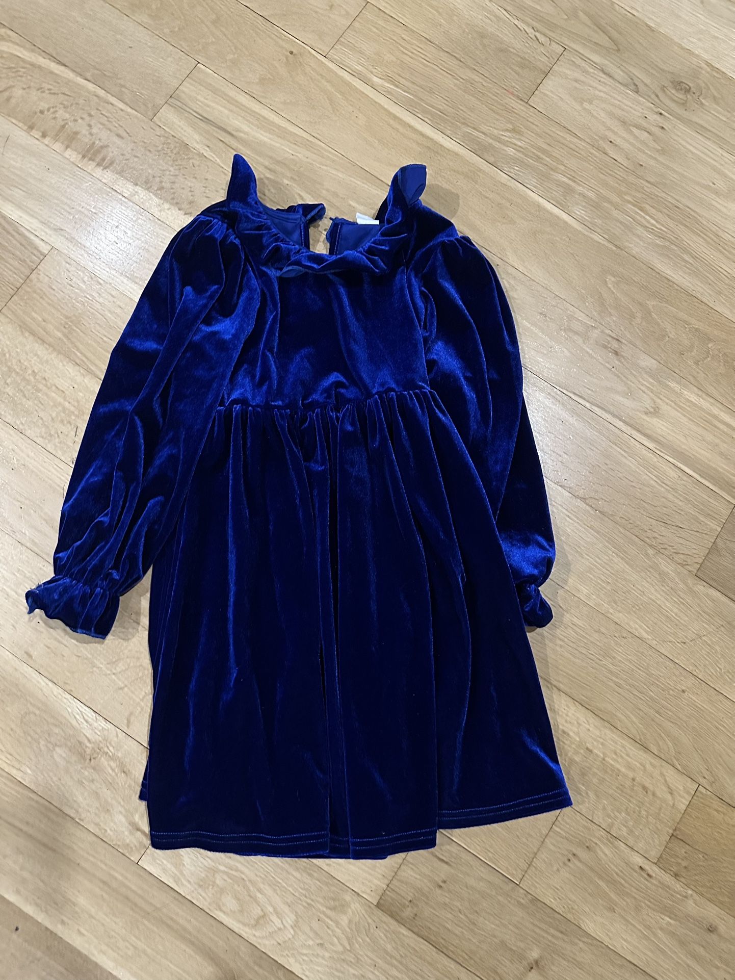 Blue Velvet Dress Size 6 Little Girls