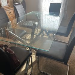 Glass Dinner Table