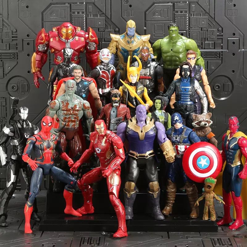 Marvel Action Figures 21 Pieces with Laser (brand New)