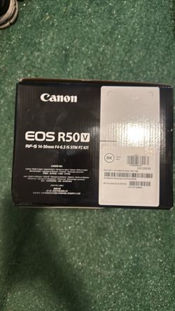 Canon EOS R50 V RF-S 14-30mm Kit Box