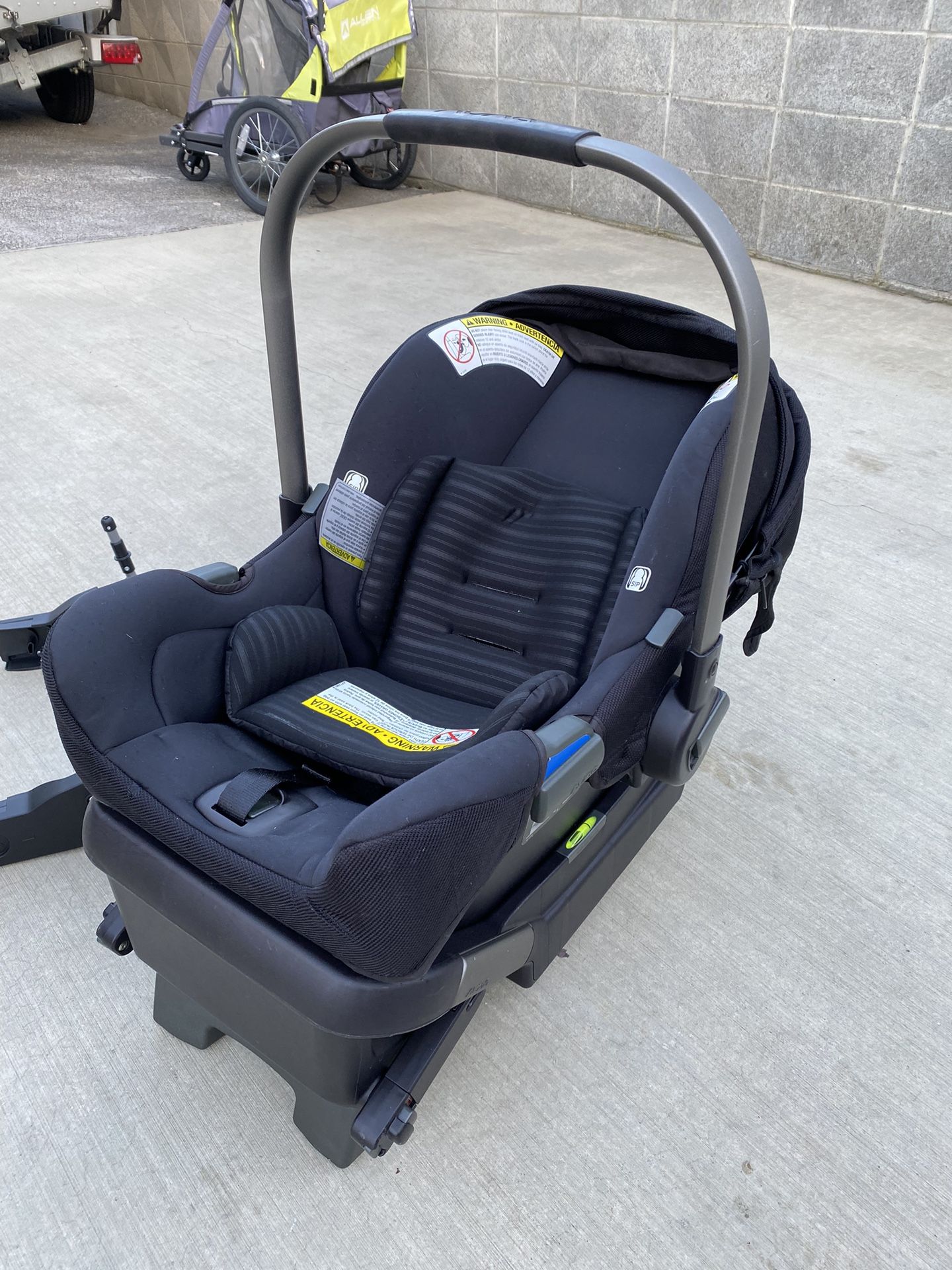 Nuna Car Seat And Base