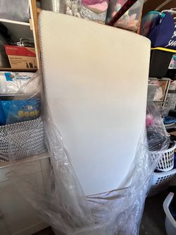 White twin Mattress