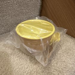 Yellow ice cream bowl and spoon set new $2