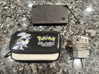 Nintendo DSi Pokemon Balck edition