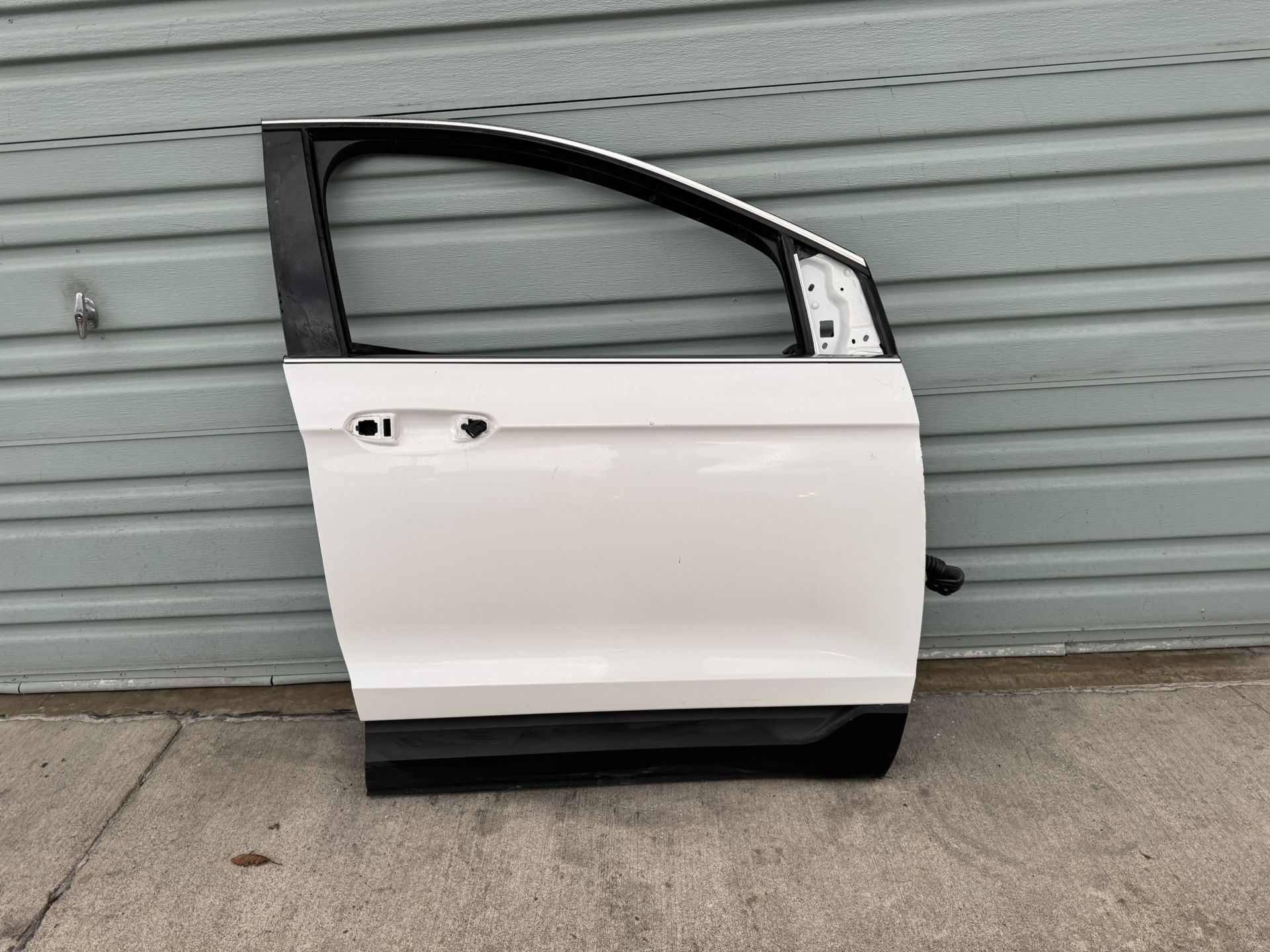 2019-2021 FORD EDGE SEL FRONT RIGHT PASSENGER SIDE DOOR SHELL
