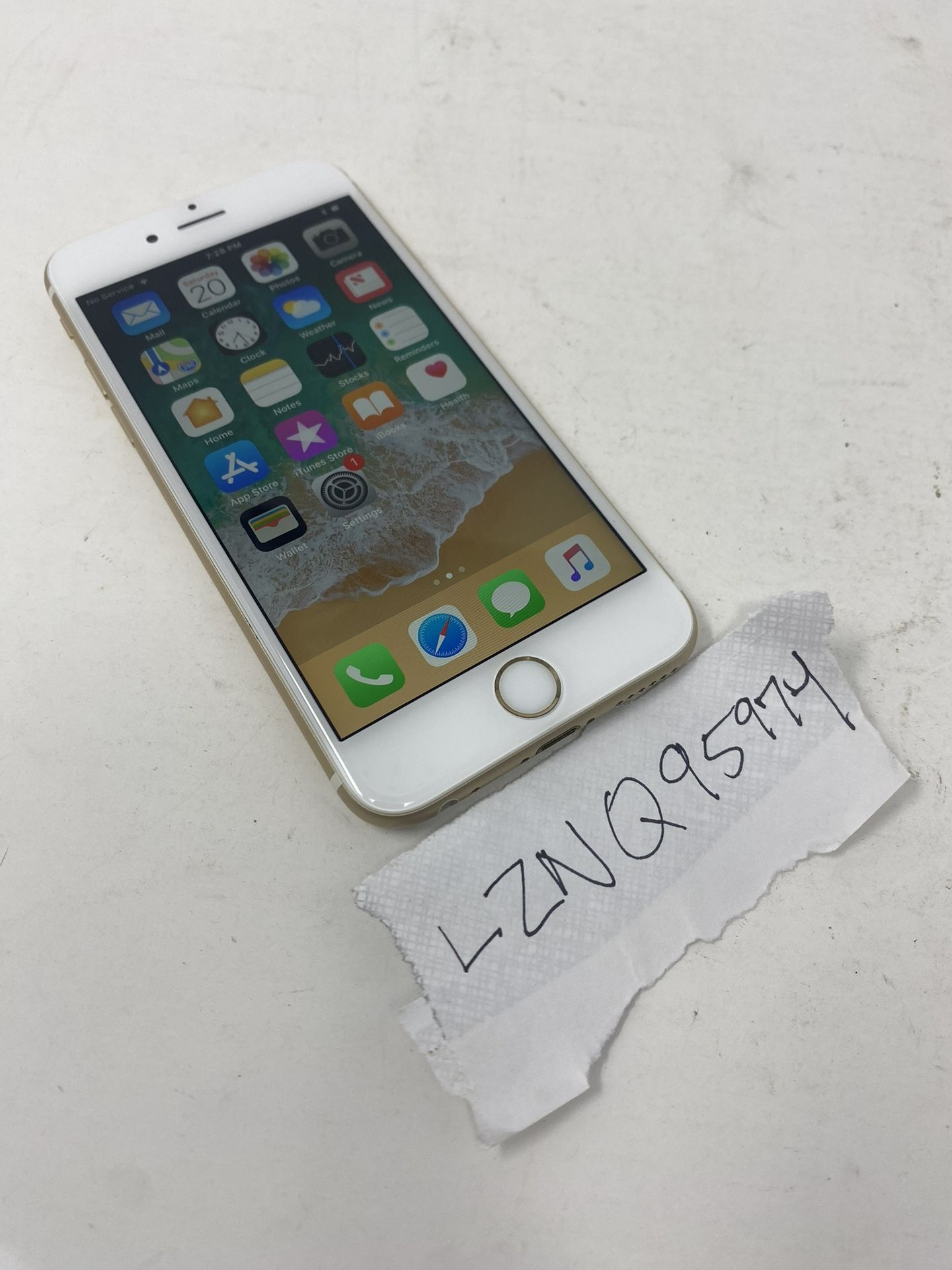 Apple UNLOCKED iPhone 6S 16GB GOLD