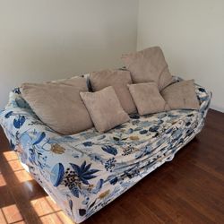 Free Sofa