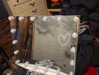 Vanity mirror