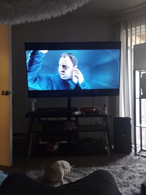 Xumo 65in Smart Tv