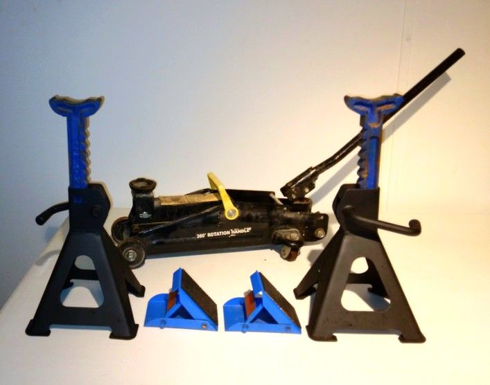 Jack's, Jackstands and Wheel Chocks