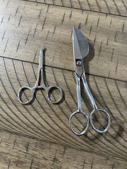 Right Hand Appliqué Scissors & Small pair interlocks