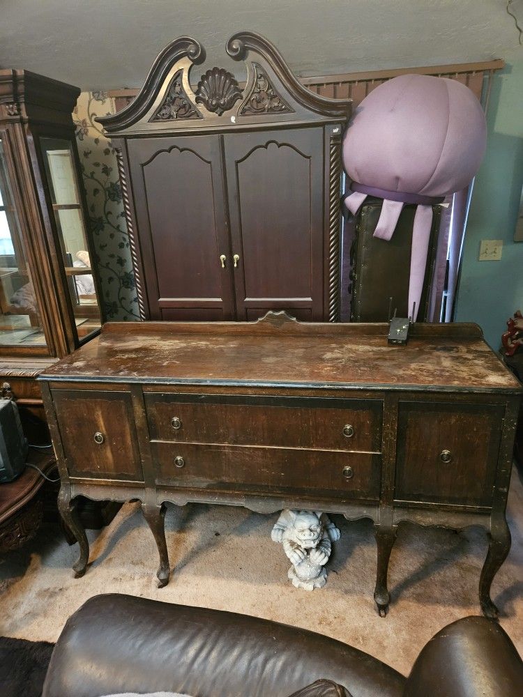 Antique Cabinet With Mirror 