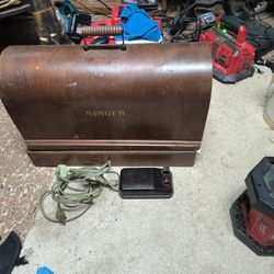 Singer Sewing Machine
