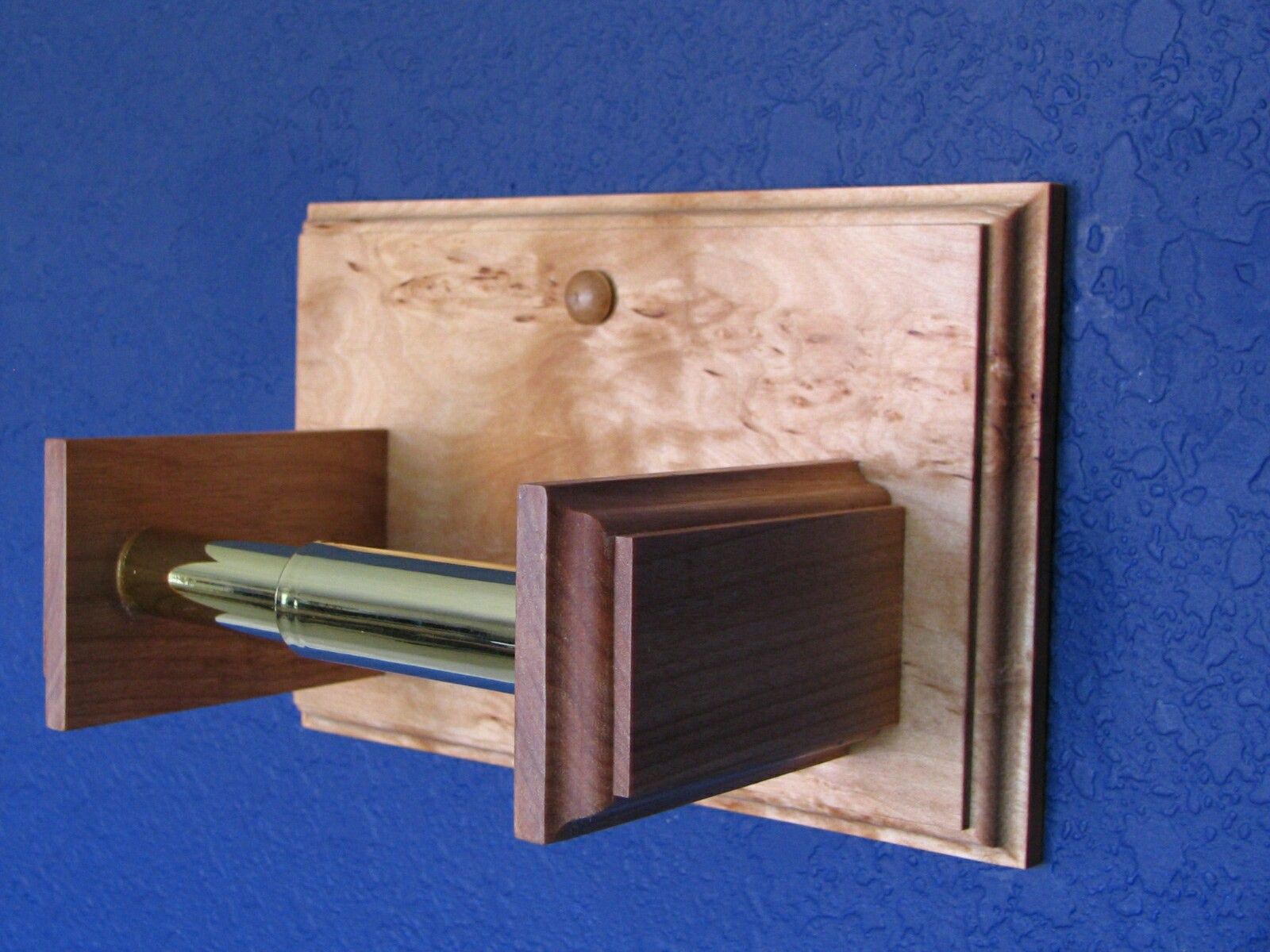 Toilet paper holder. Solid wood. Birch.