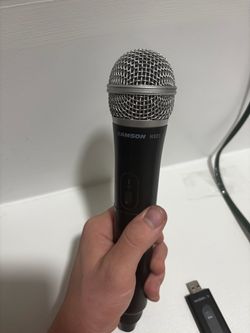 Wireless Mic - Samson HXD1 Wireless Microphone