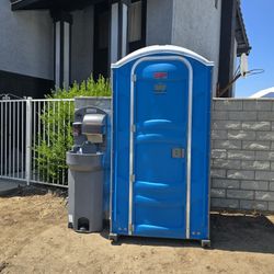 Porta Potties 