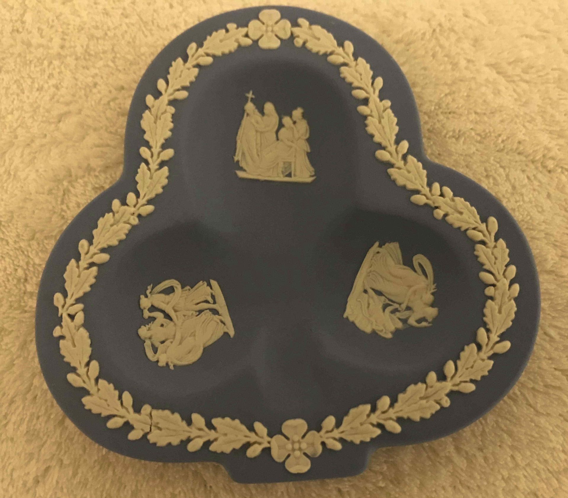 Wedgwood Blue Jasperware Spade Pin / Trinket / Ash Tray