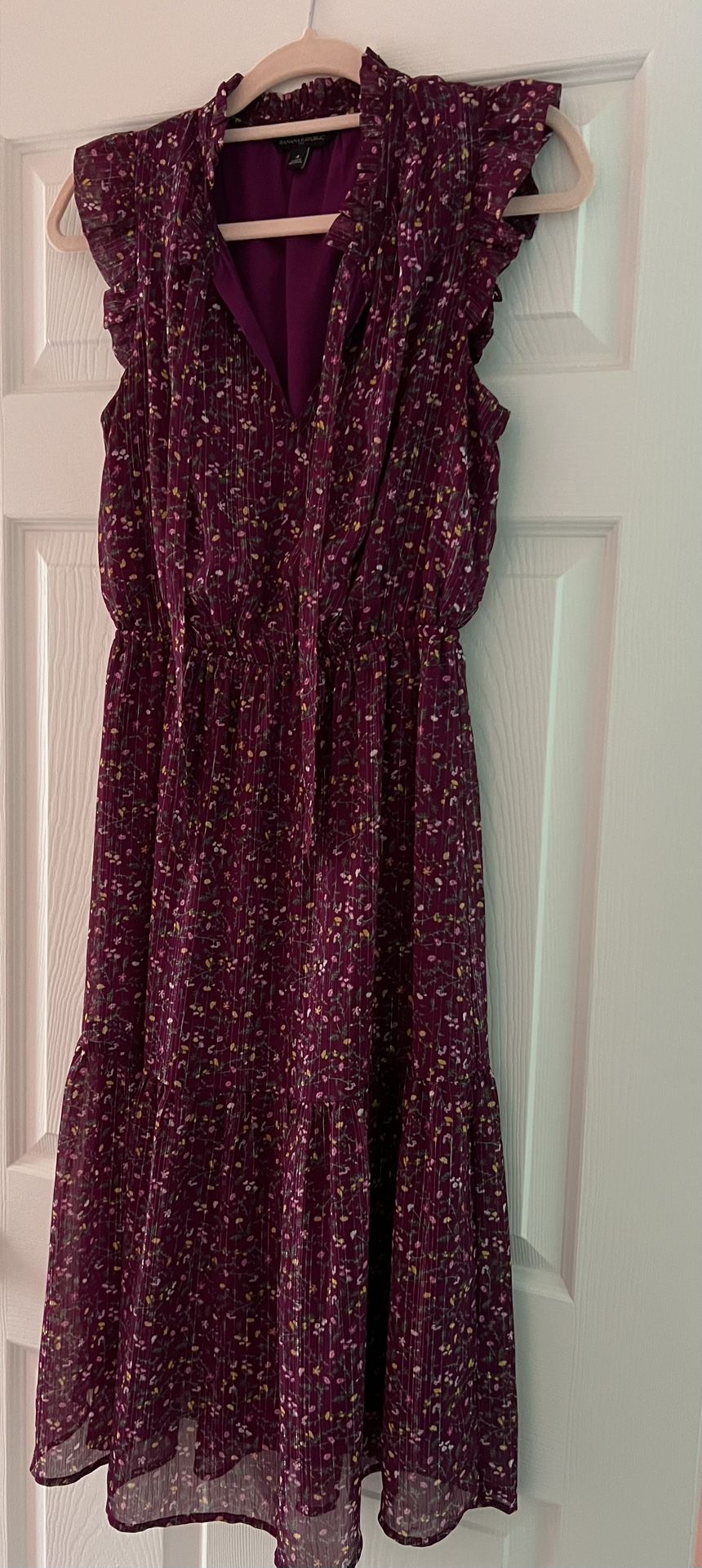 Excellent Condition Banana Republic Dress Size 2-4