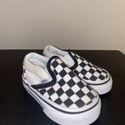 Vans Toddler black/White Checkerboard Asher V Slip On Size 2