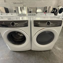 Electrolux washer and dryer set “27 ( Lavadora y secadora )
