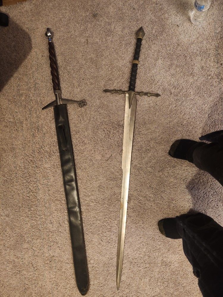 2 Claymores 