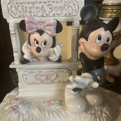 Lenox Disney Kissing Booth 