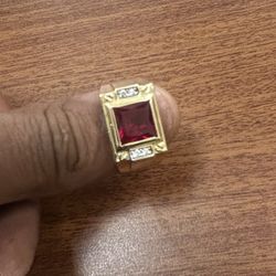14kt GOLD Ring 
