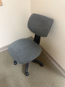 Adjustable Rolling Office Chairs for Conference Room