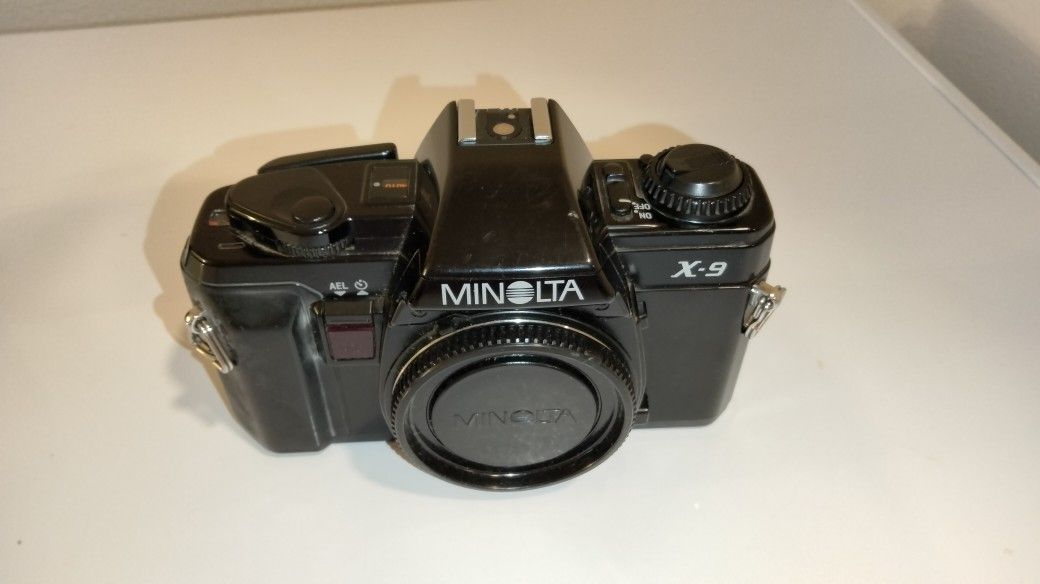 Minolta X-9 35mm Camera - Used