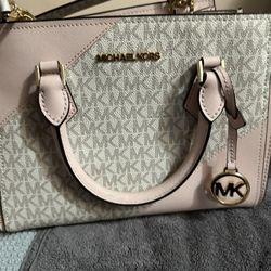 Michael Kors bag