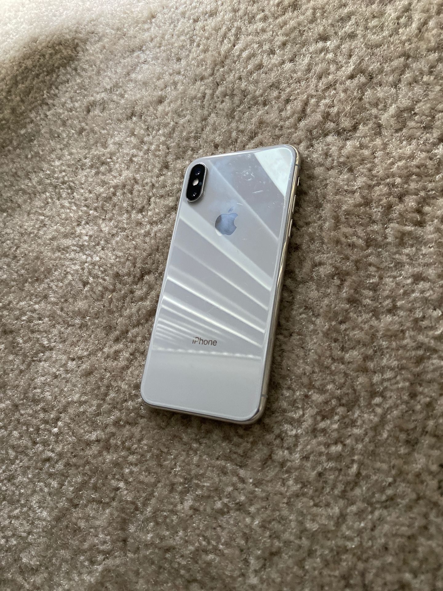 iPhone X 64 gb Unlimited Simple Mobile