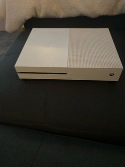 Microsoft Xbox One S 1TB