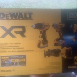 DEWALT 20V MAX XR Brushless 4-Tool Combo Kit with POWERSTACK Compact Battery, 5.0Ah Battery, Charger and Tool Bag