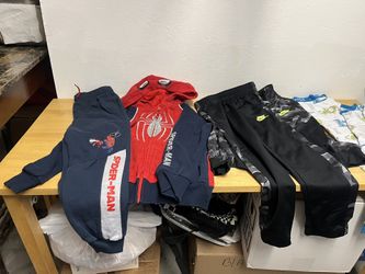 Boys Jogging Sets Seze 7/ Each 5$//p.j. 2$each,perfect 