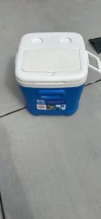 Igloo ICE CUBE Cooler