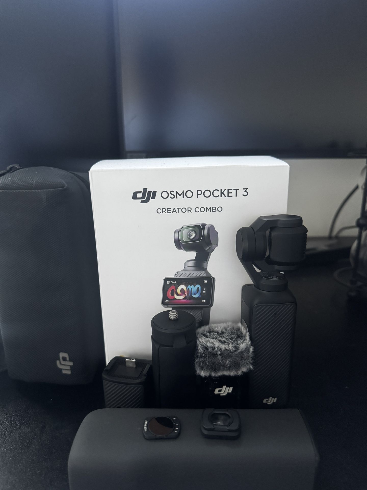 DJI Osmo Pocket 3 Creator Combo
